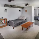 Southeast Portland Retreat